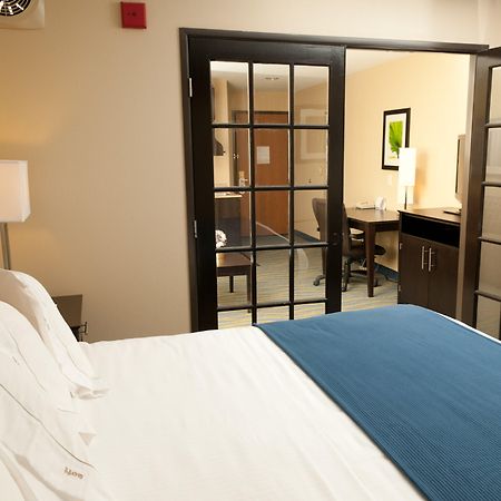 Holiday Inn Express Hotel & Suites Bloomington-Normal University Area, An Ihg Hotel Eksteriør billede